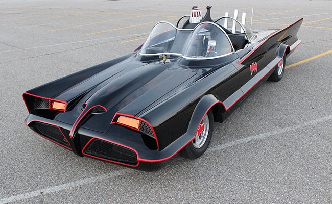 بالصور: سيارة باتمان, وصانعها يجني الملايين