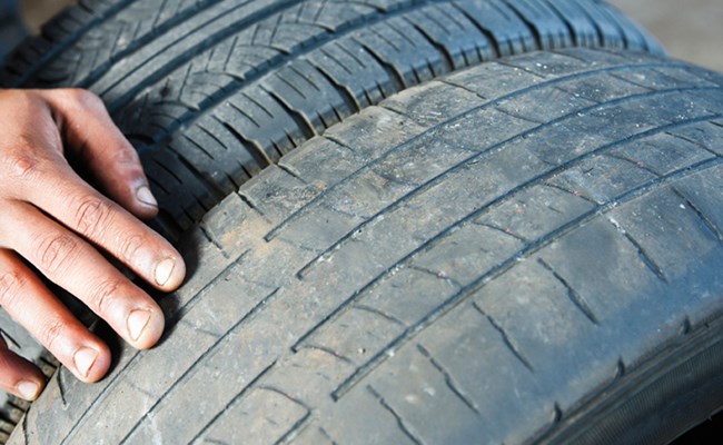 How often should tires in Lebanon be replaced?
