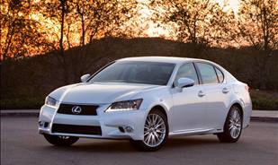 The Technologically Advanced Lexus GS 300h 