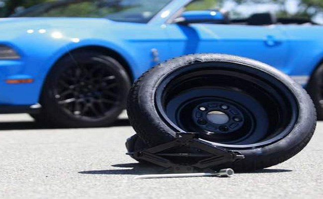 5 Signs you need new tires to you vehicle