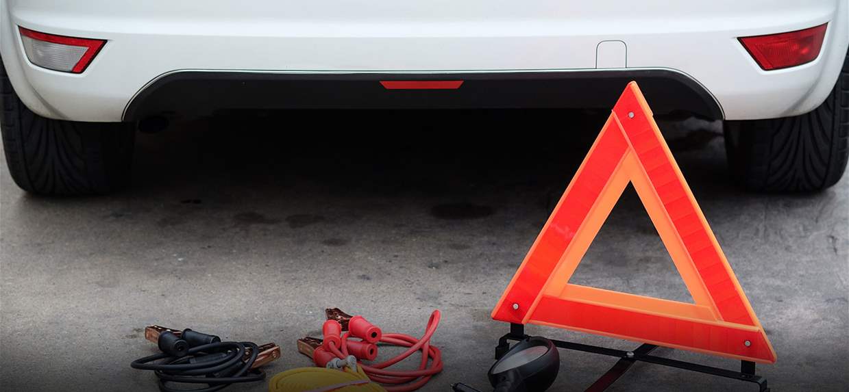 Essential Items for Your Car Emergency Kit